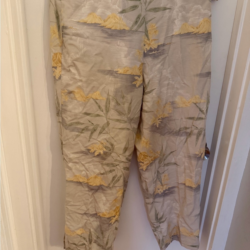 Tommy Bahama Leaf Print ankle pants in Cream, Green and yellow